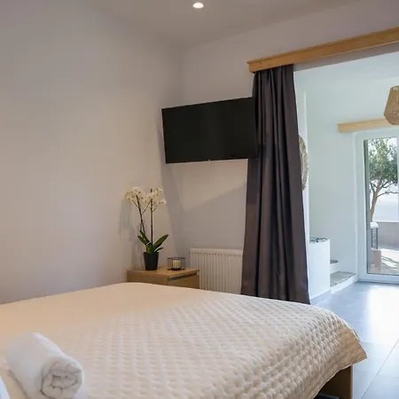 Casa Altra Ii Loutra Tinos 公寓 *
